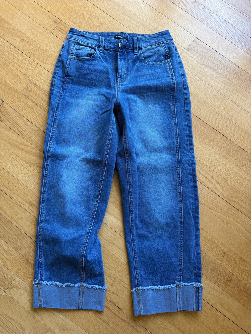 Cropped Straight Leg Jeans in Small Blue - Women's